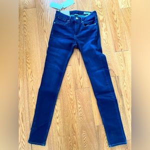 New skinny jeans from Reiko. Size 25. L30